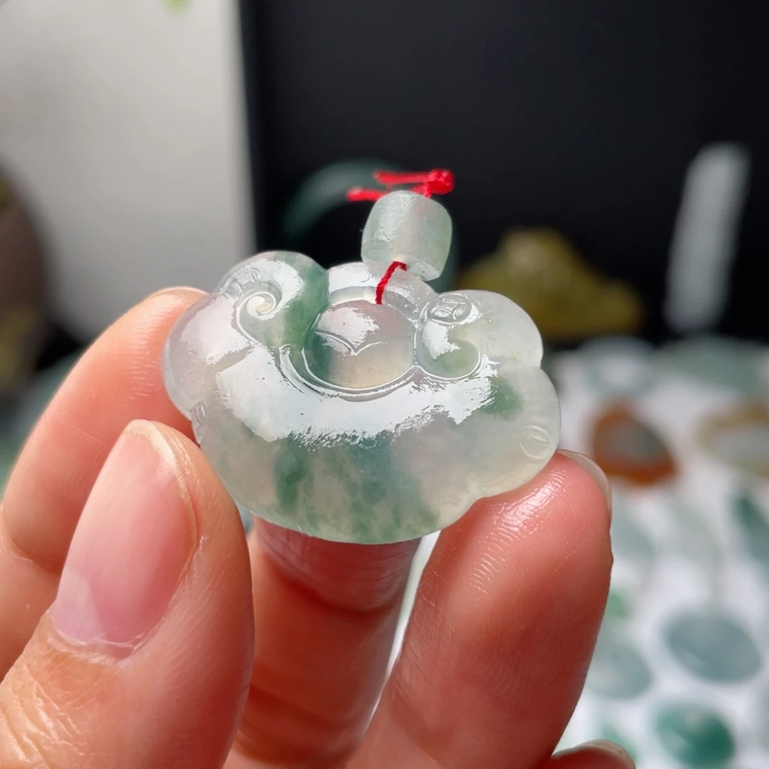 定制翡翠未镶嵌天然翡翠