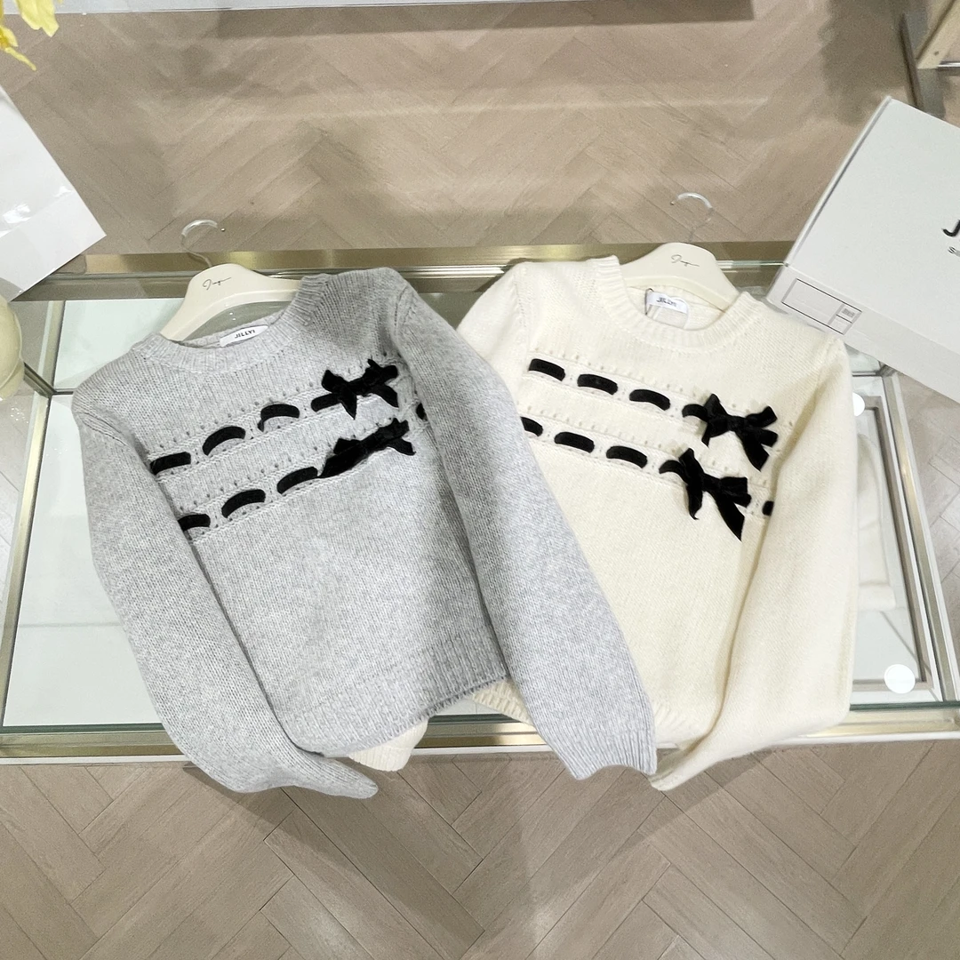 JILLYI珠海店【缎带絮语】两色圆领胸前绑带设计师时尚针织衫秋季百