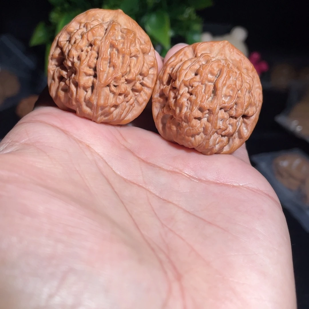 文玩核桃吊坠37莲花