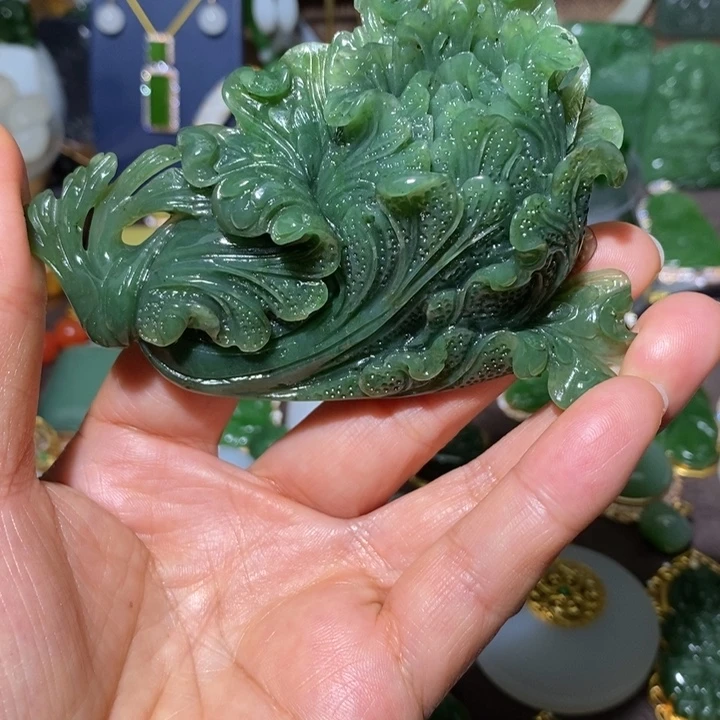 和田玉（碧玉）未镶嵌颈饰