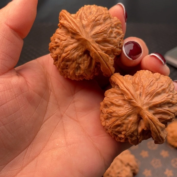 吊坠文玩核桃金麒麟
