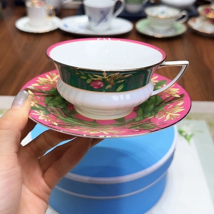 瓷片杯子杯子杯子水杯杯子水杯