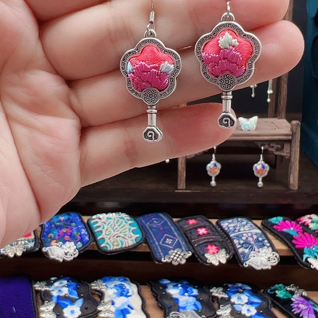 织绣手工刺绣工艺品