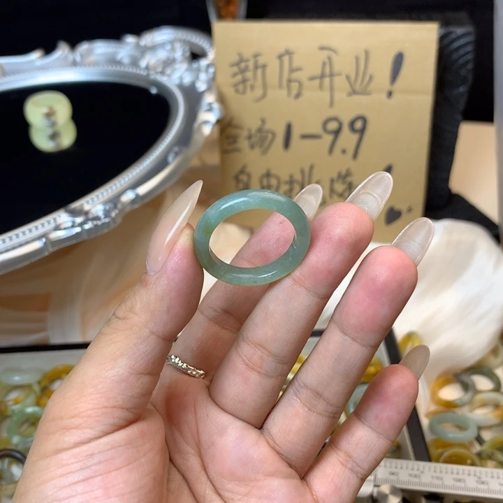 Y***可合金蛇纹石玉戒指