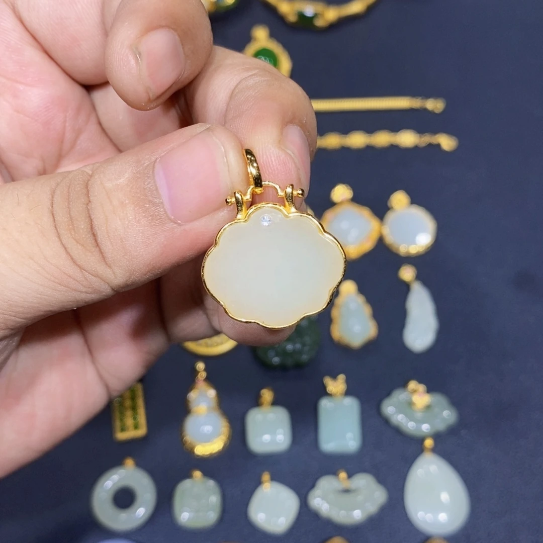 颈饰银S925镀金镶嵌和田玉