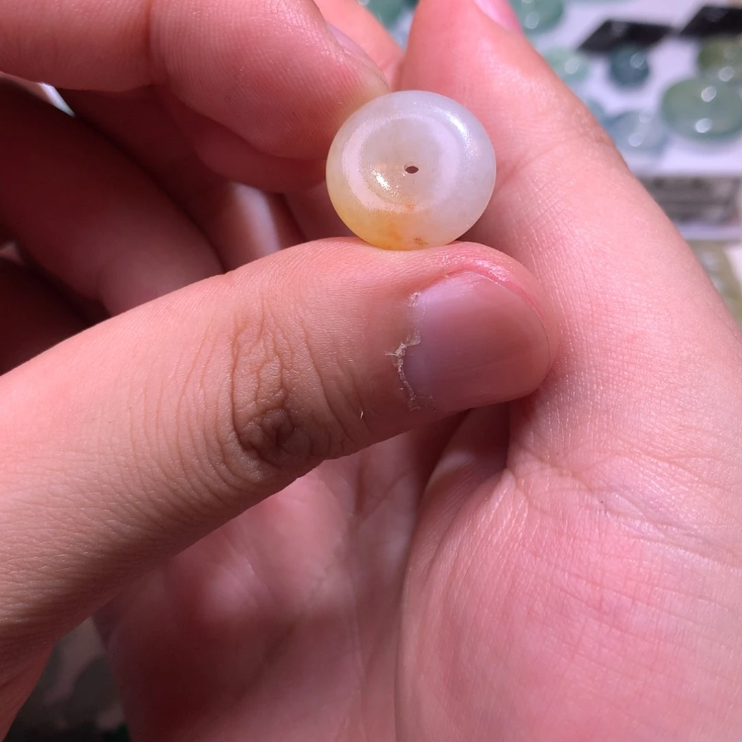 定制翡翠未镶嵌毛货