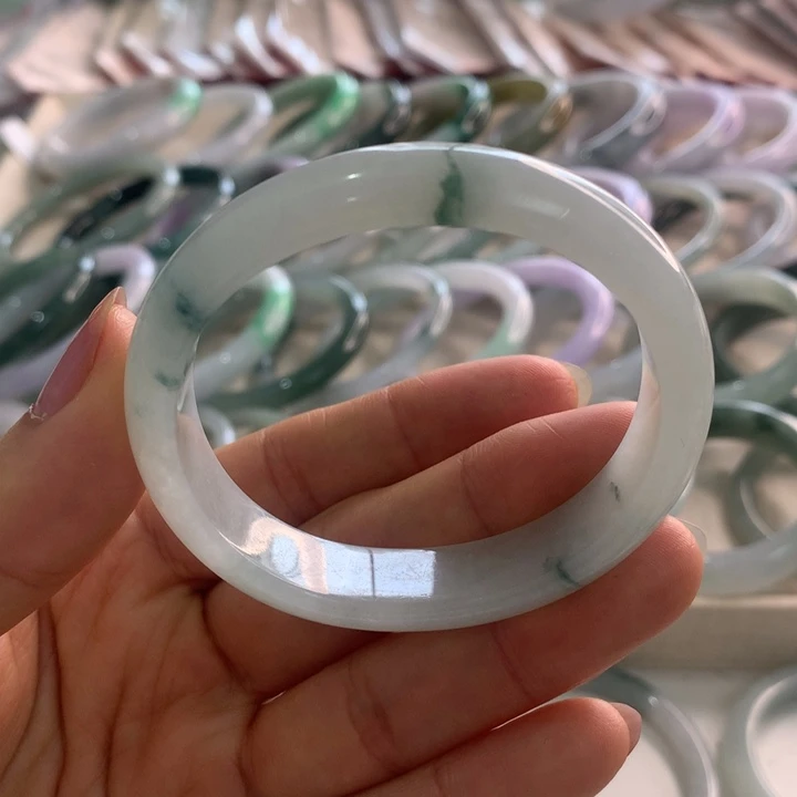 翡翠未镶嵌手镯冰贵妃52