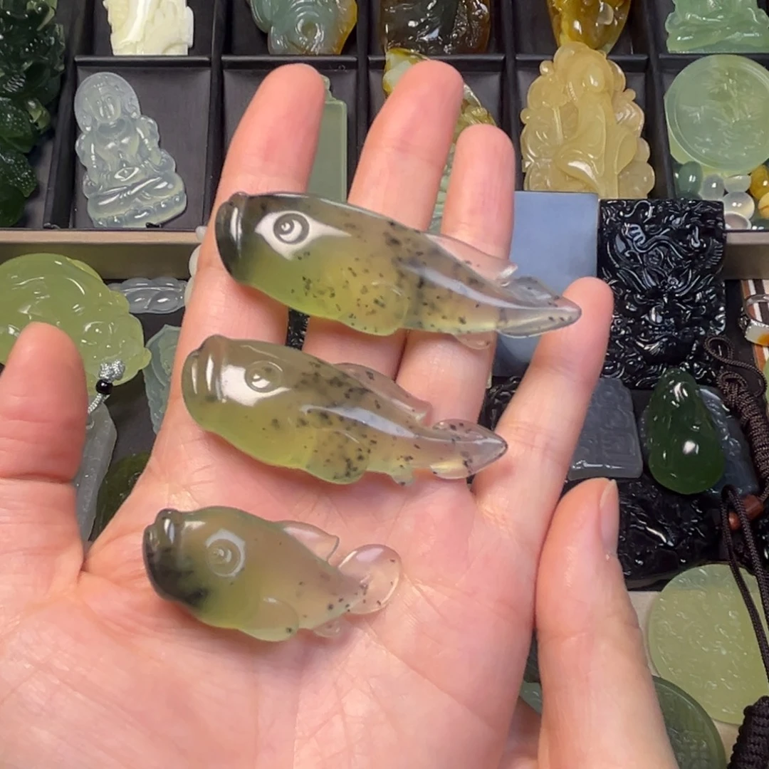 蛇纹石玉未镶嵌吊坠(不含链)