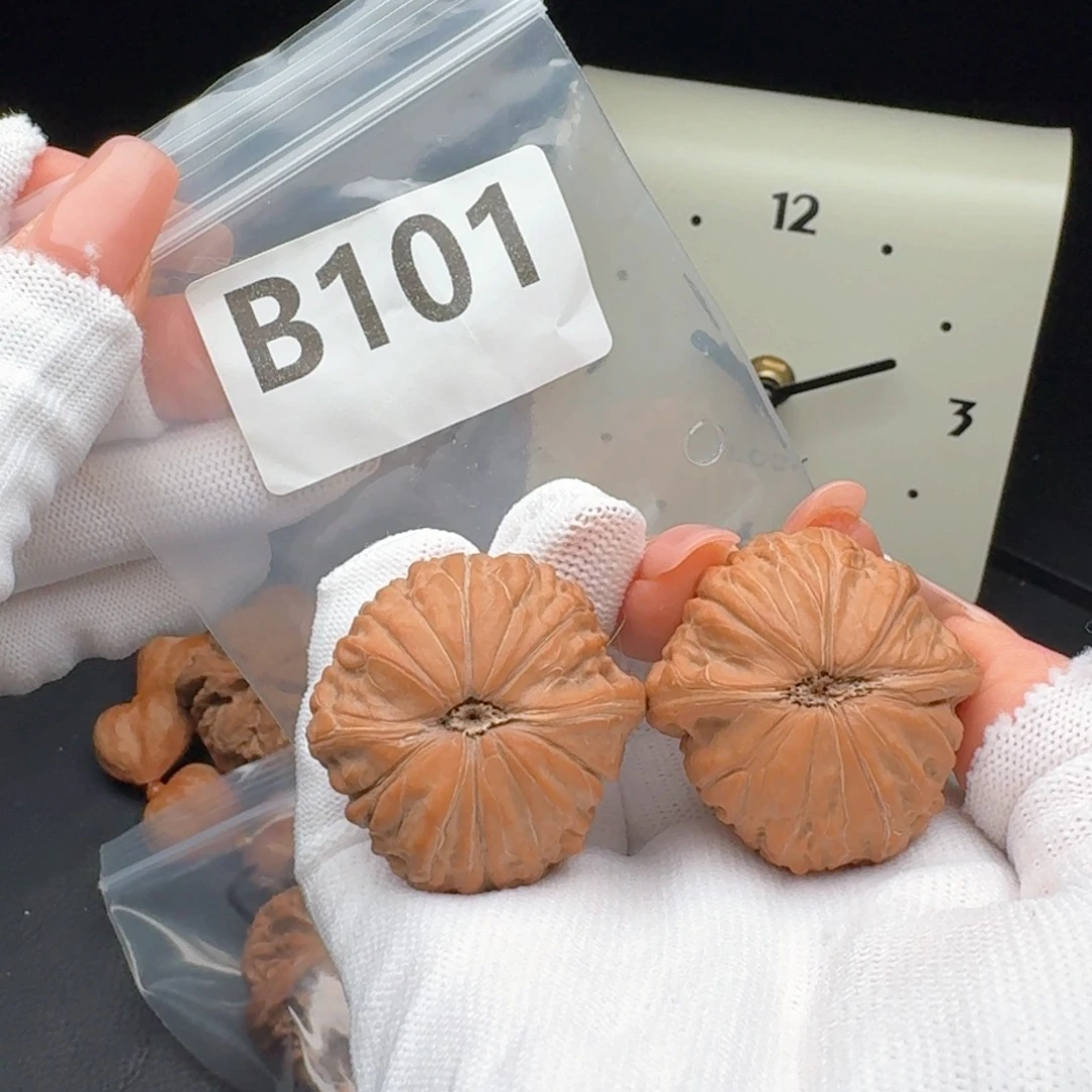 吊坠文玩核桃38铁锤B101