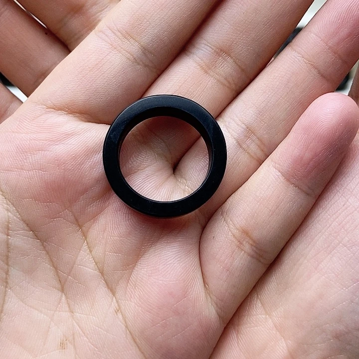 和田玉（墨玉）未镶嵌颈饰戒圈