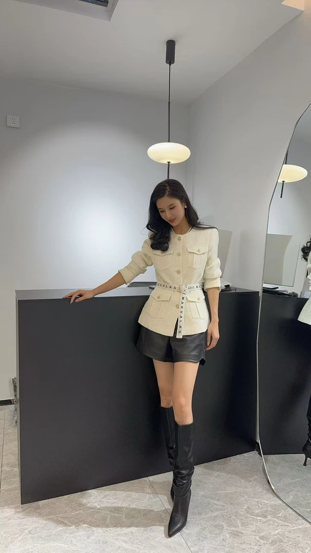 衣衫妙影小香风外套