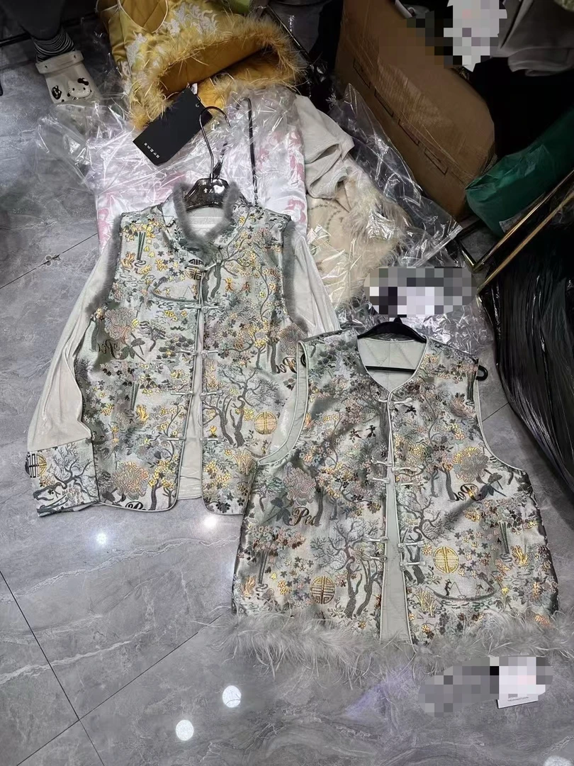 新中式国风刺绣发财树马甲