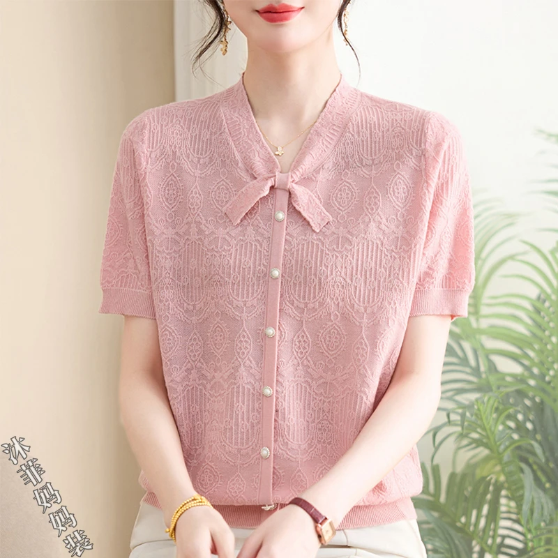 2025新款年轻妈妈洋气夏装短袖T恤中老年女装时尚蕾丝蝴蝶结小衫
