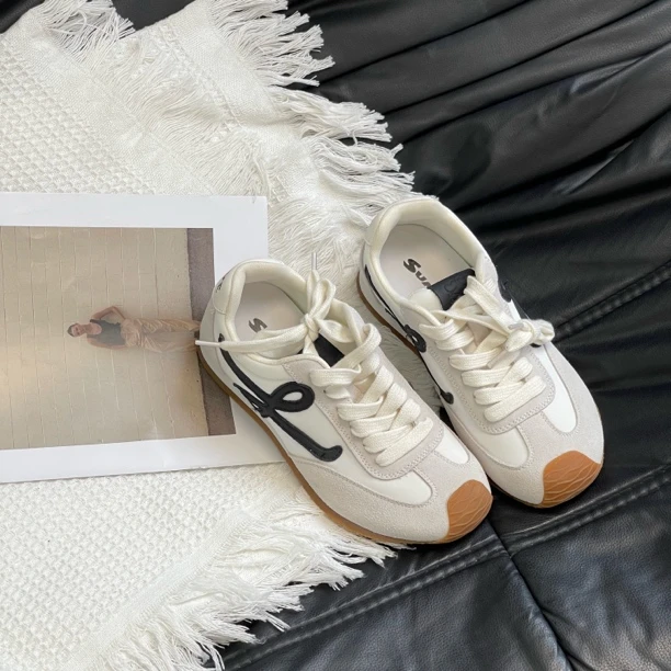 QIAODADA | 休闲潮款百搭德训鞋 2501