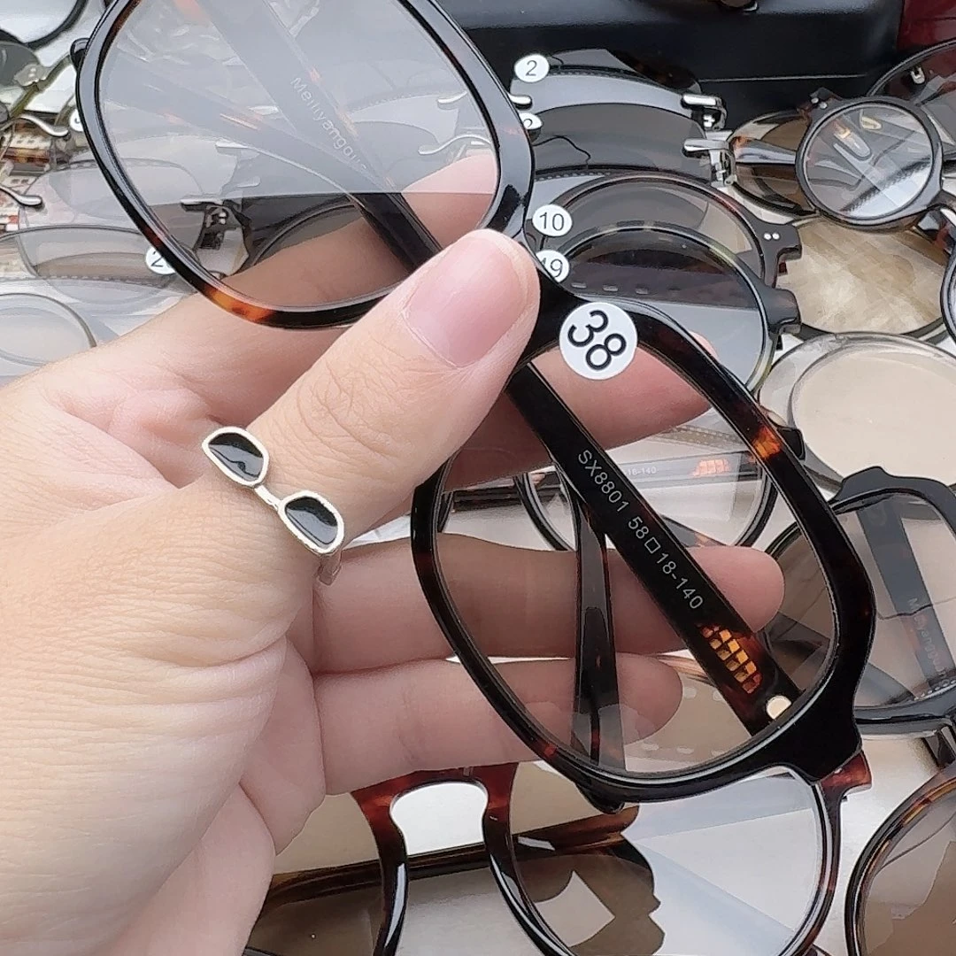 竞***哥东海水晶石头眼镜38