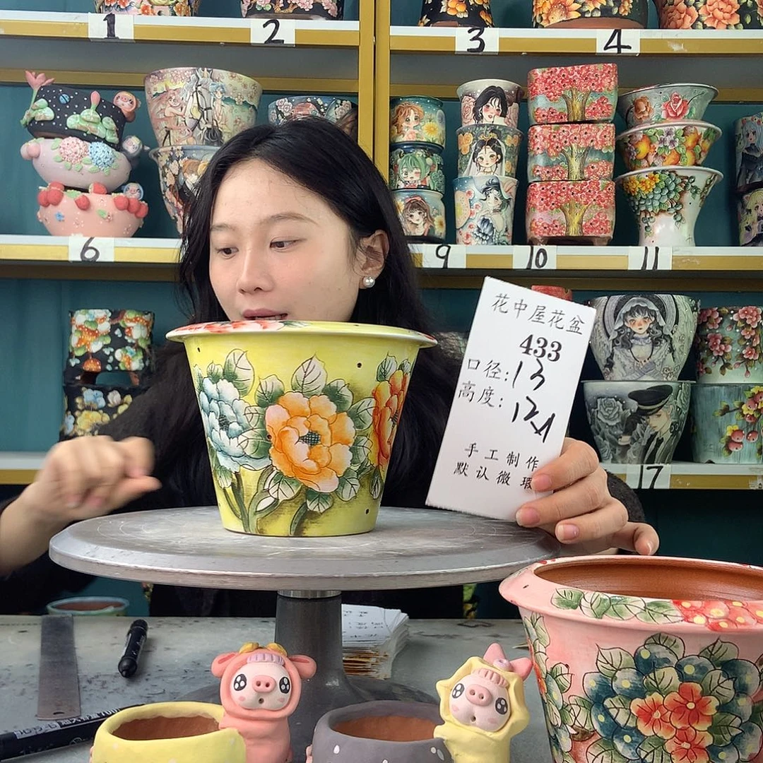 陶景德镇手工花盆433