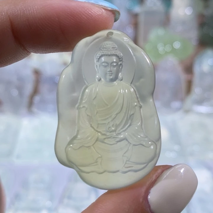 岫玉未镶嵌颈饰吊坠