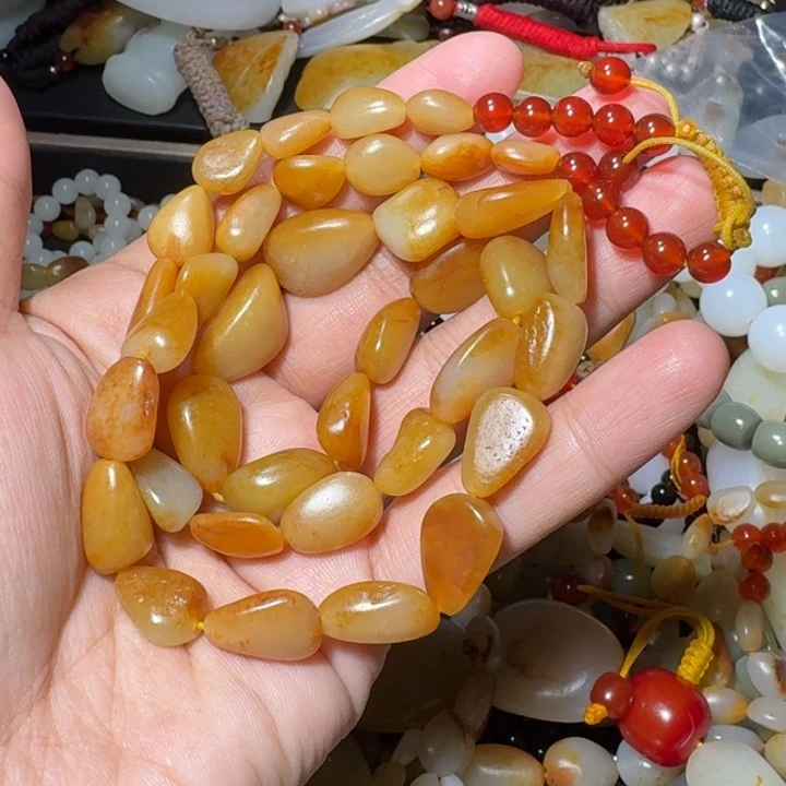 和田玉未镶嵌项链