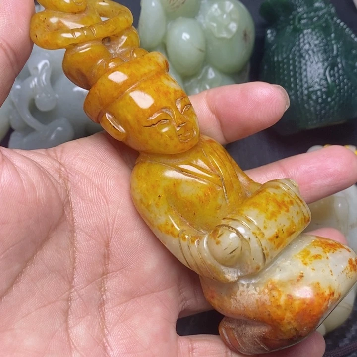 和田玉颈饰未镶嵌