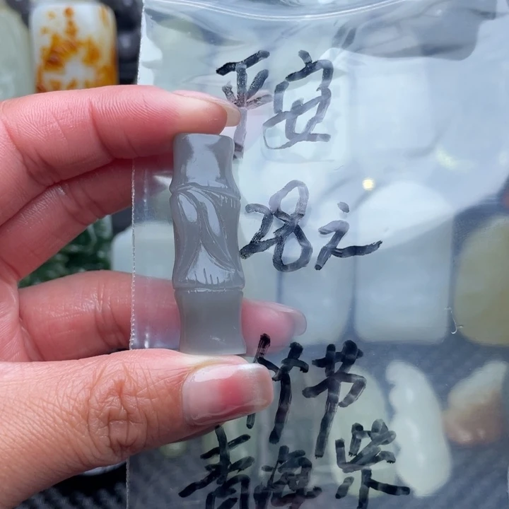 和田玉颈饰未镶嵌平***生