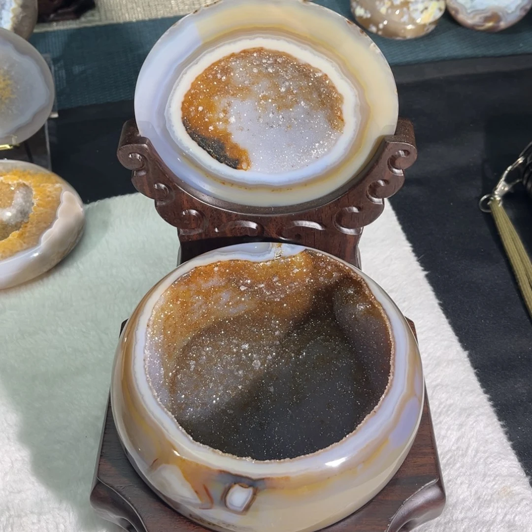 o***o未镶嵌大型摆件（非配饰）水晶
