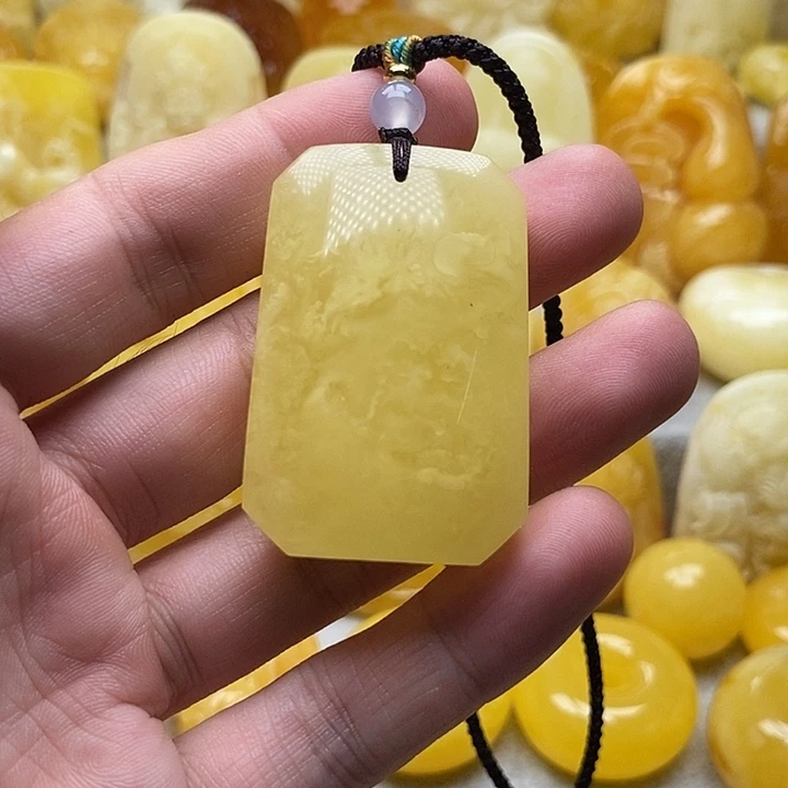 琥珀颈饰未镶嵌琥珀蜜蜡吊坠