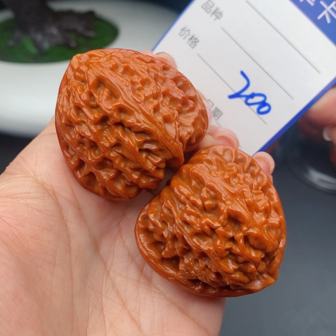 文玩核桃把件40三角白200
