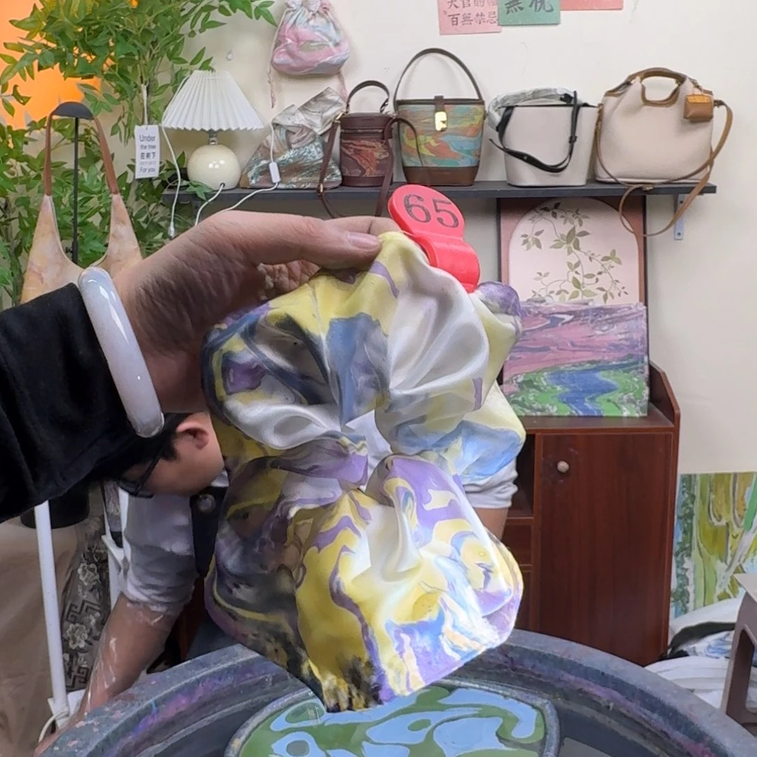 S***涵皮质铁合金饼饼发圈