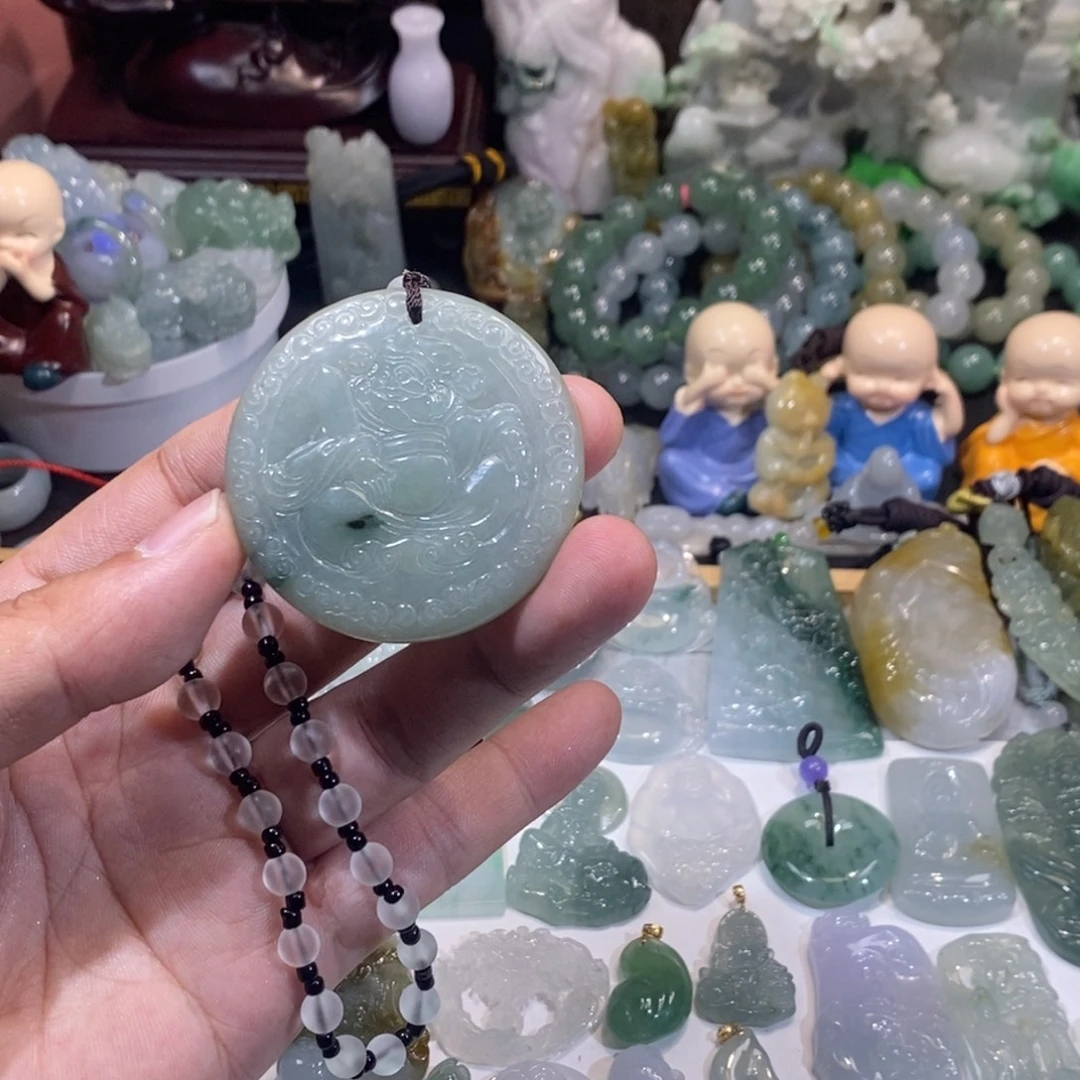 翡翠未镶嵌吊坠(不含链)财神