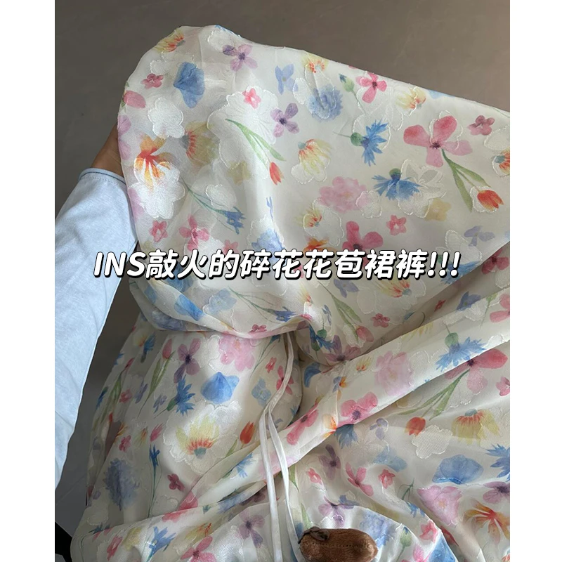2025新款碎花画报花苞裙裤女显瘦夏季薄高腰小个子休闲冰丝阔腿裤