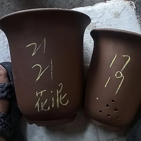 金钟套盆一大一小花泥