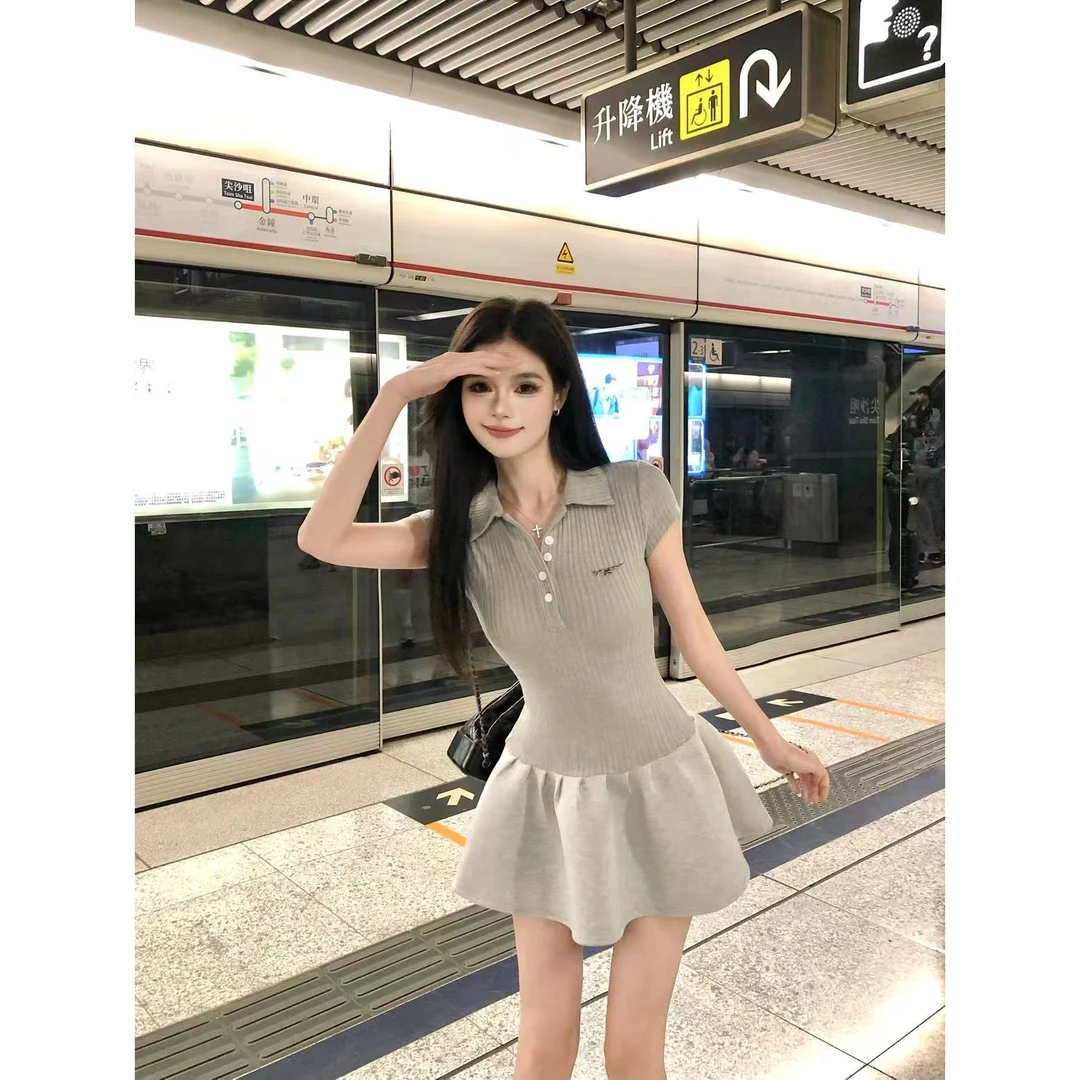 画解WAHJU【闲暇时光】春夏新款收腰日常拼接灰色连衣裙9371W