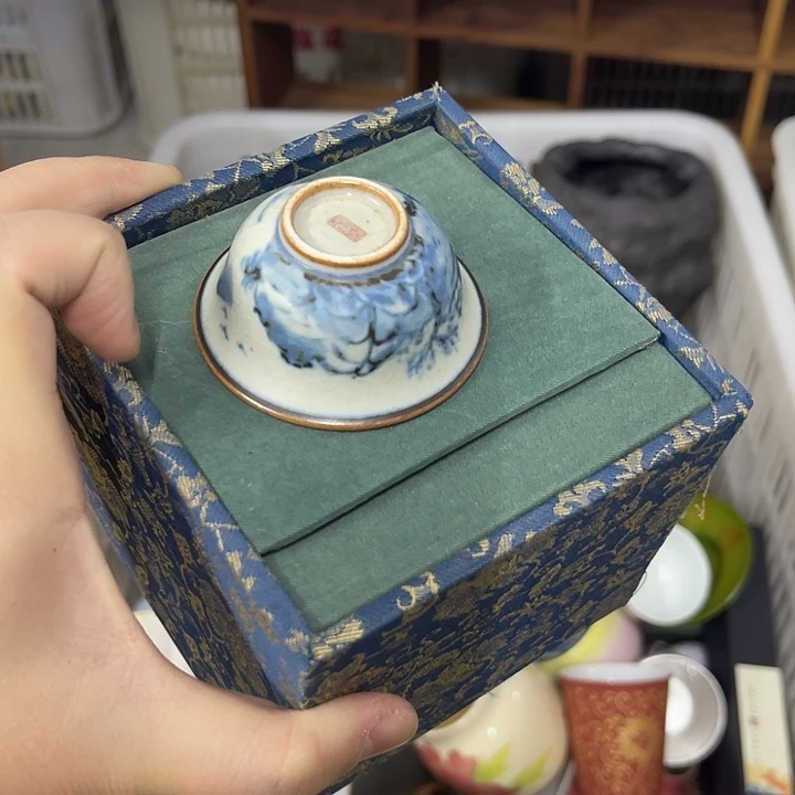 青花洒金手绘青花鱼