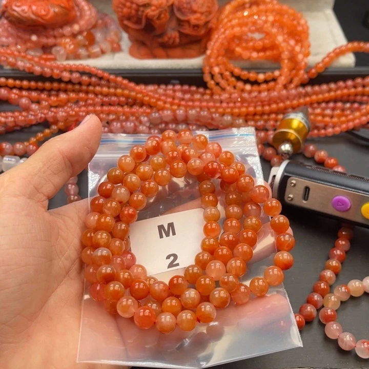 南红玛瑙未镶嵌多样性发货默认微瑕称重8mm