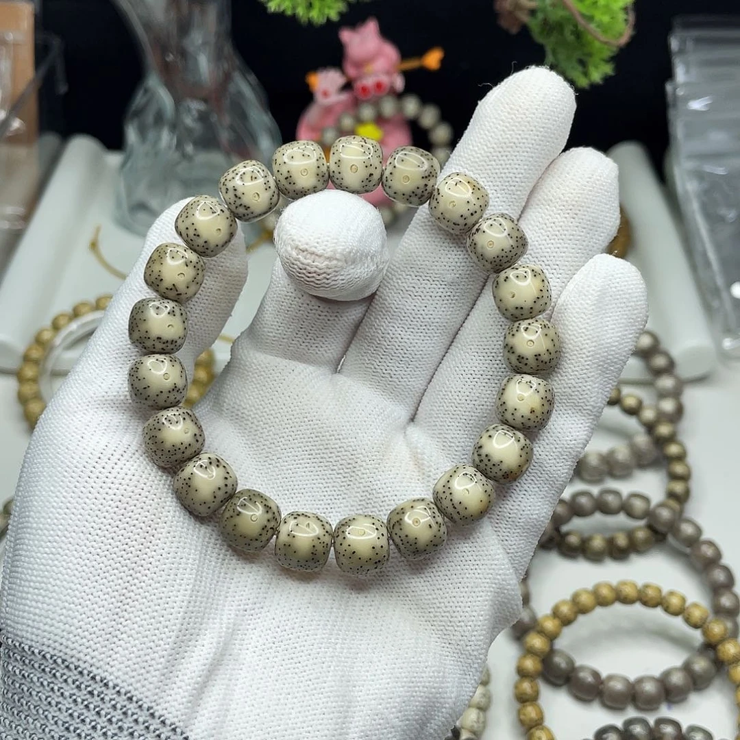 1***r星月菩提手串11mm 青瓷白大眼