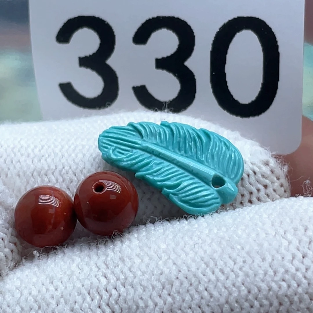 南红玛瑙未镶嵌珠宝奇石