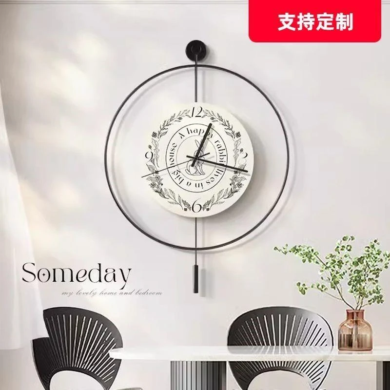 法式高级感餐厅背景墙挂钟创意黑白线条餐桌钟表挂墙家用静音时钟
