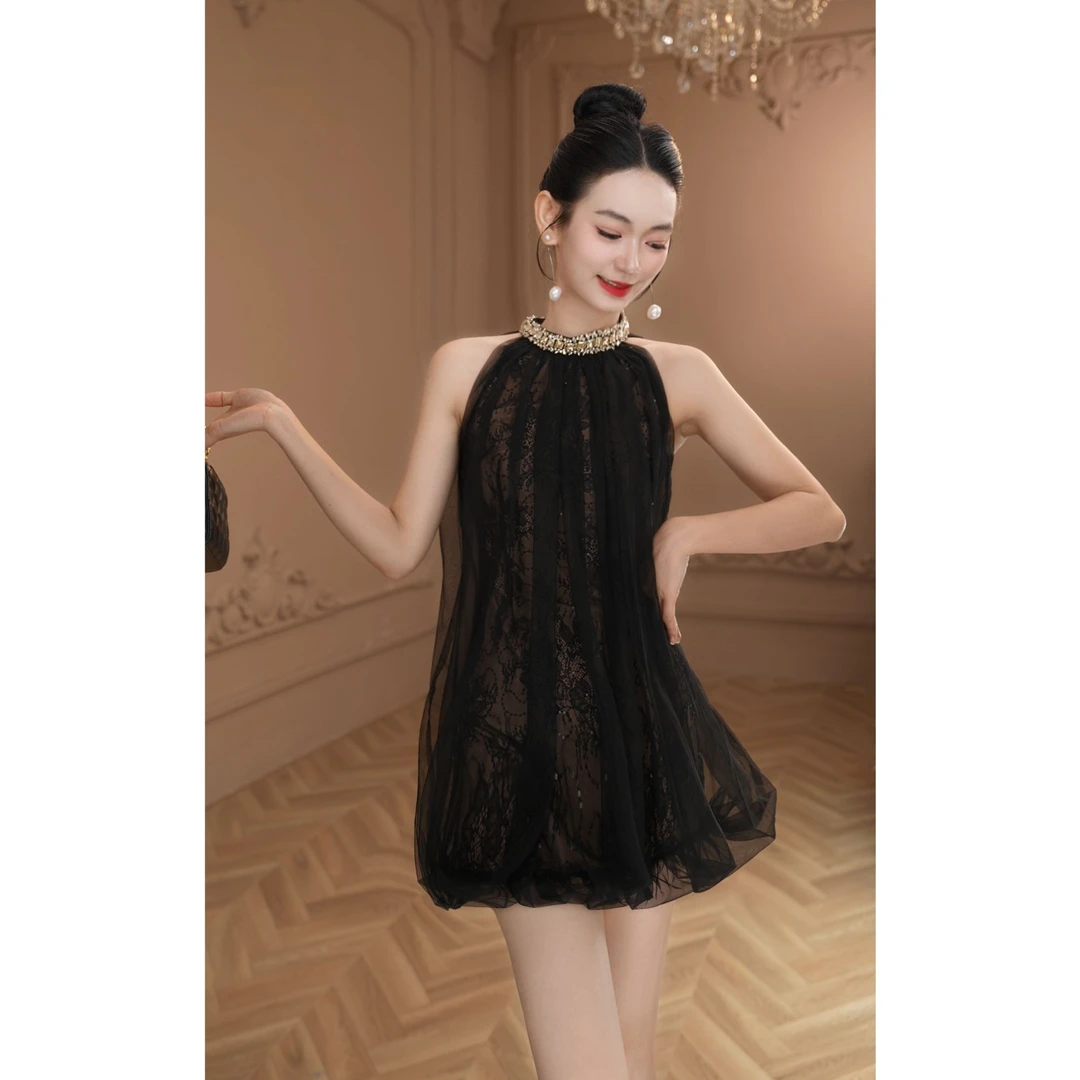 夏季新款气质名媛纯欲风轻奢蕾丝拼接性感小众修身连衣裙91689