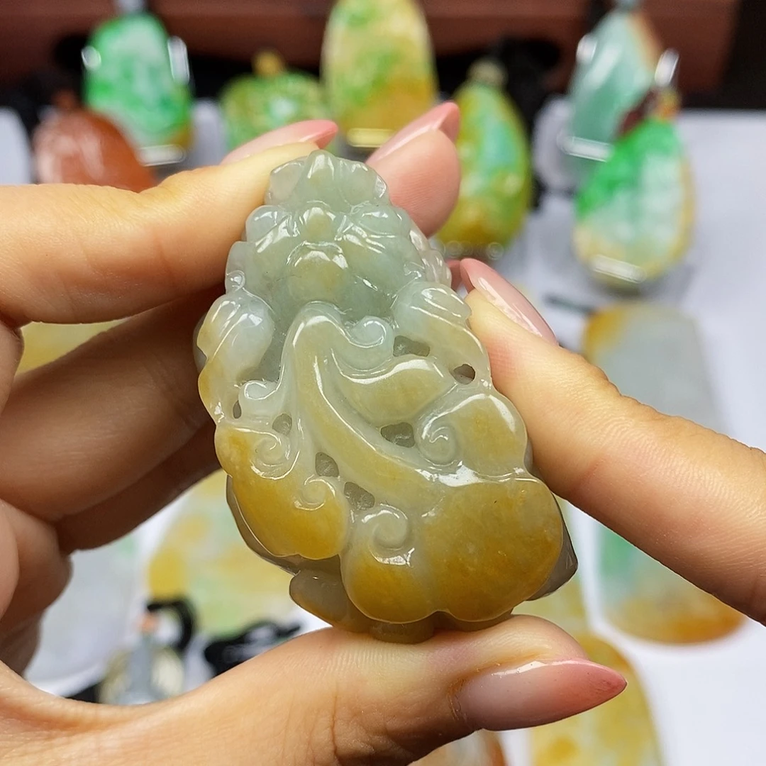 颈饰未镶嵌翡翠天然翡翠A货