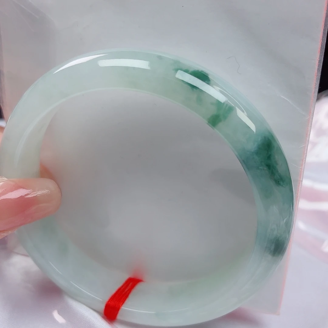 翡翠手镯未镶嵌57