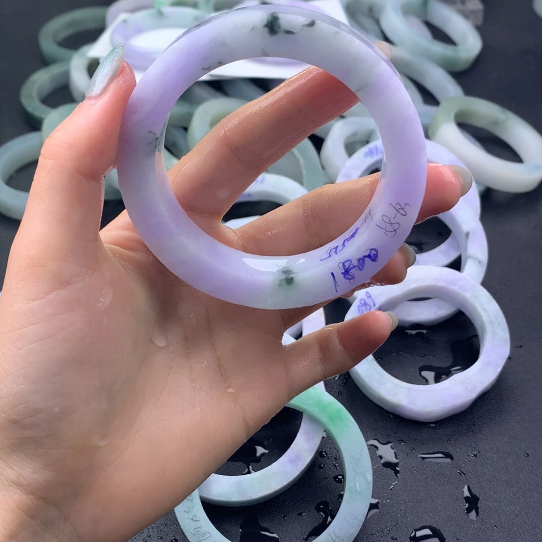 未镶嵌翡翠手镯定制翡翠