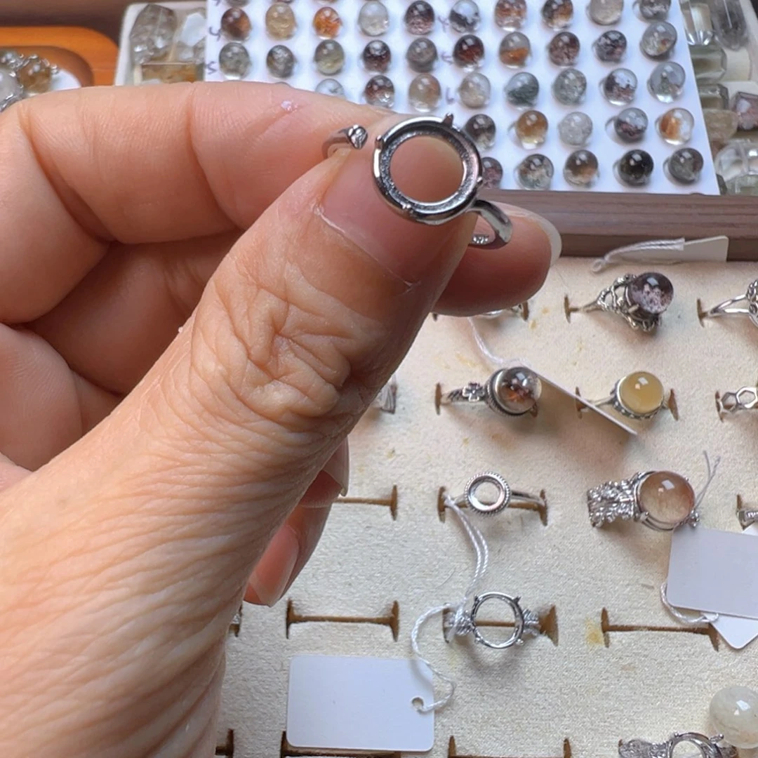 z***1水晶银S925镶嵌手链