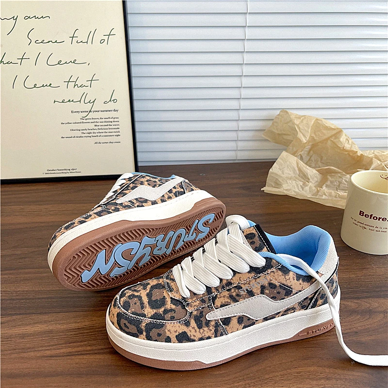 薄鞋舌豹纹色厚底板鞋女ins潮流2025秋季新款百搭运动休闲小白鞋