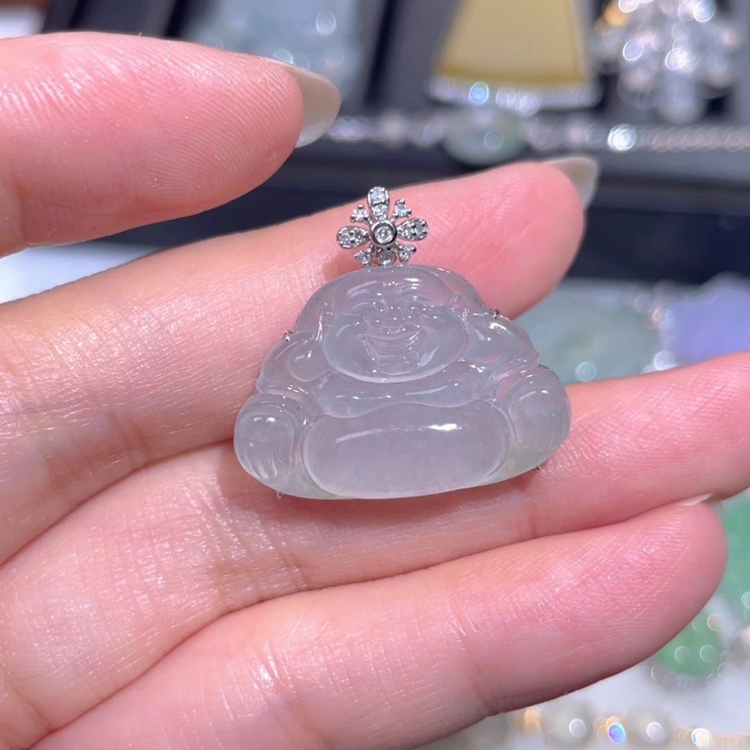 翡翠18K金镶嵌颈饰翡翠