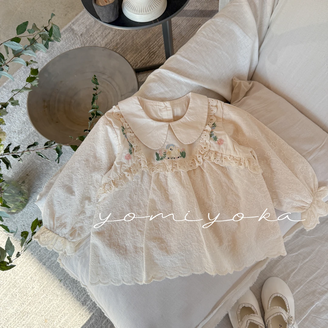 【现货】251-优米优卡-童装2025年春季新款刺绣娃娃衫上衣 -251022