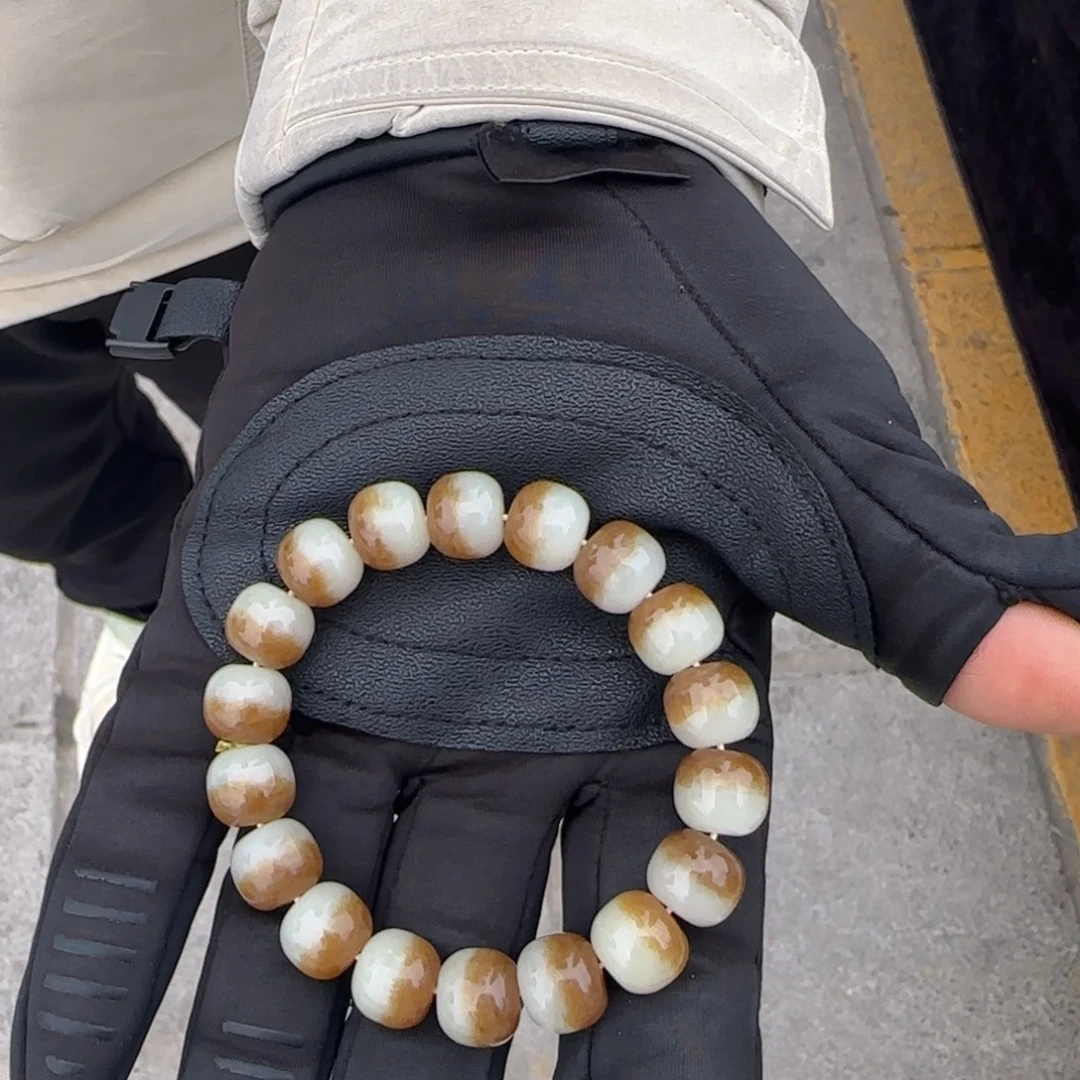 和田玉未镶嵌颈饰卡十二