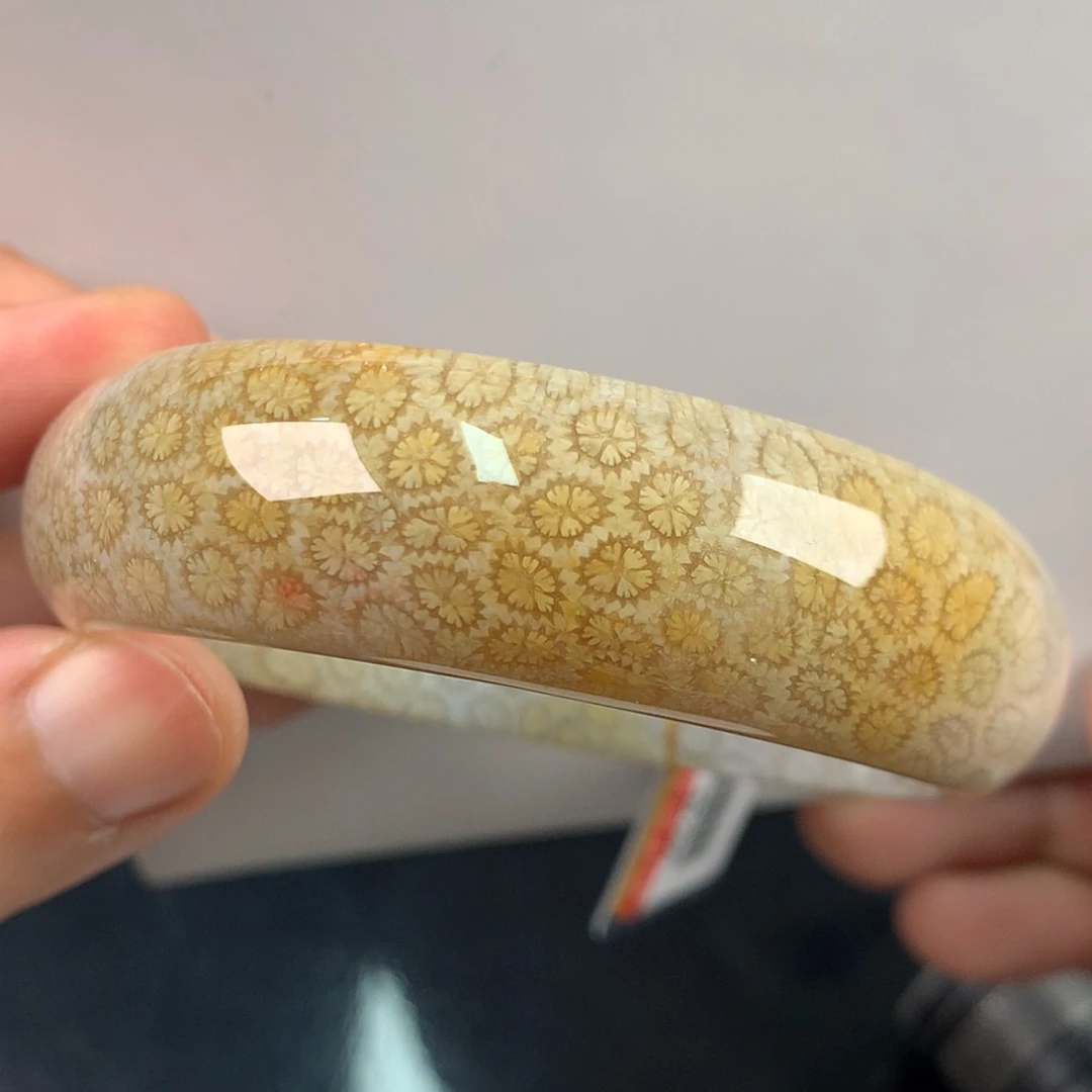 【闪购商品】硅化珊瑚（珊瑚玉）手镯未镶嵌（81号）58圈满花