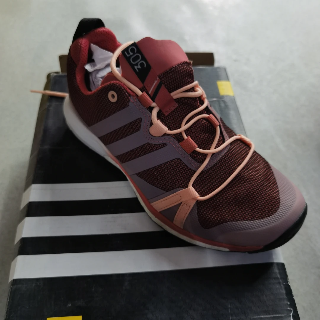 Adidas/阿迪达斯正品女子TERREX户外透气徒步越野鞋 BB0970
