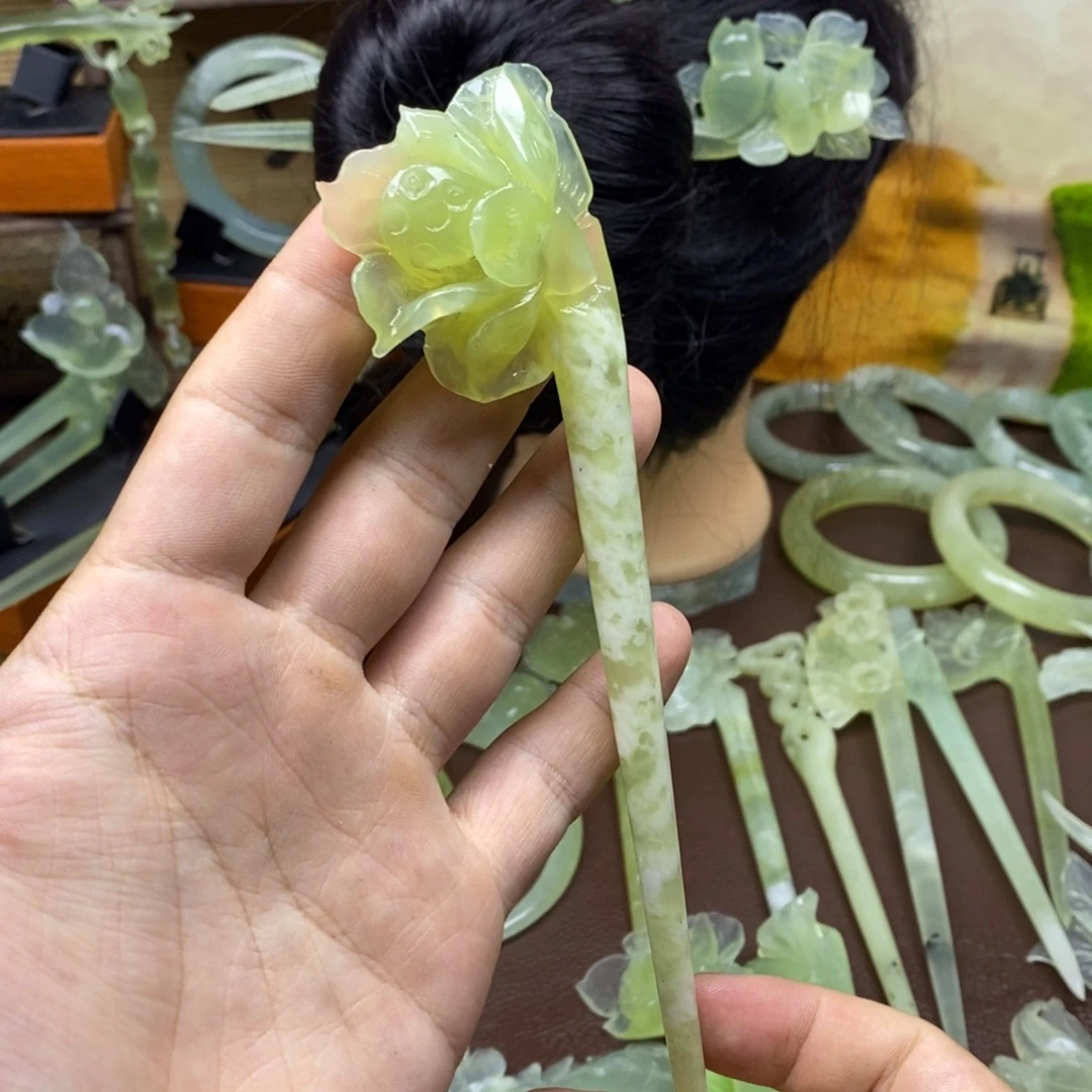 蛇纹石玉未镶嵌发饰