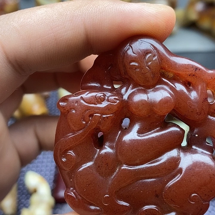 未镶嵌蛇纹石玉颈饰